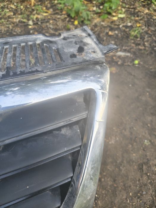 оригінальна решітка радіатора для Volkswagen Passat B6 (моделі 2005–2010 років