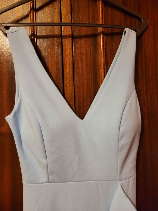 Vestido azul claro de cerimónia