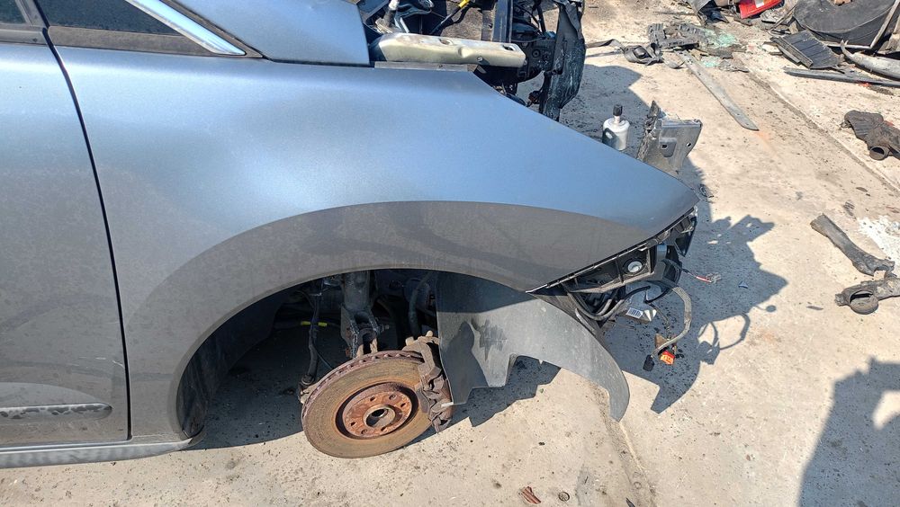 Peugeot 3008 I Błotnik Prawy Przód Kolor KTHC