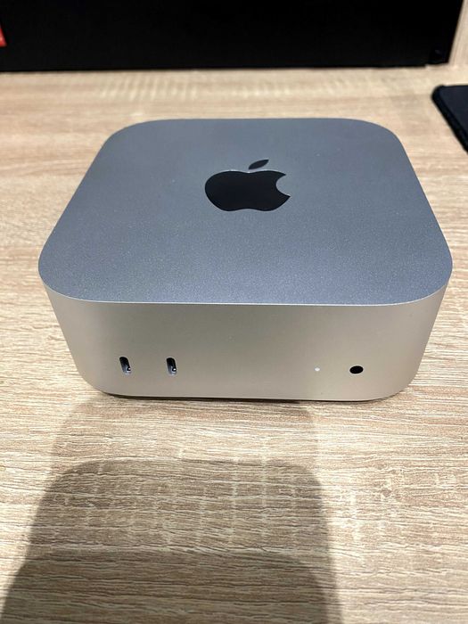 [美品][保証あり]M4 Mac Mini 2024 16GB 256GB APPLE Mac Mini 2024 M4 16GB RAM 256GB SSD macOS Komputer - niskie