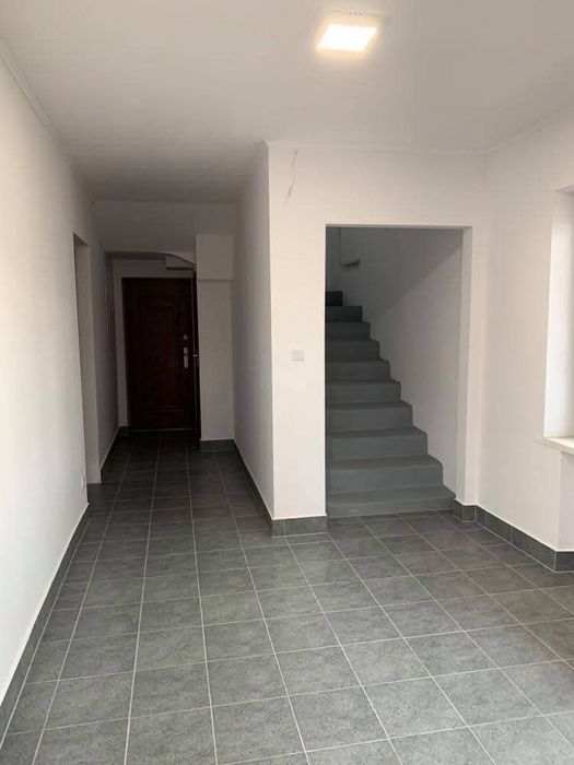 Wynajmę dom 350 m² – Wołomin centrum zparkingiem i ogrodem