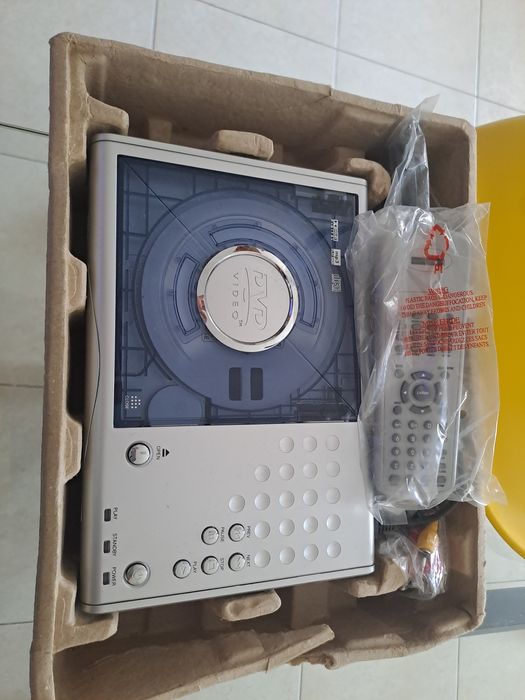 Leitor de DVD novo