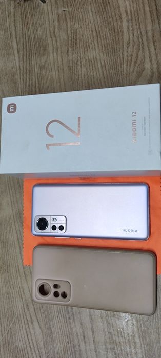 Xiaomi 12 5G 128GB Como Novo Um dos Melhores Topo de Gama -Roxo/Morado