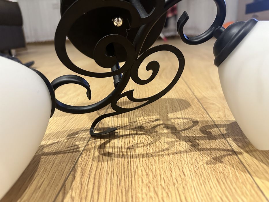 Люстра декоративна САМОВИВІЗ