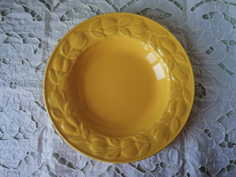 Conjunto de 6 + 1 pratos de sopa (motivos étnicos) - Vista Alegre