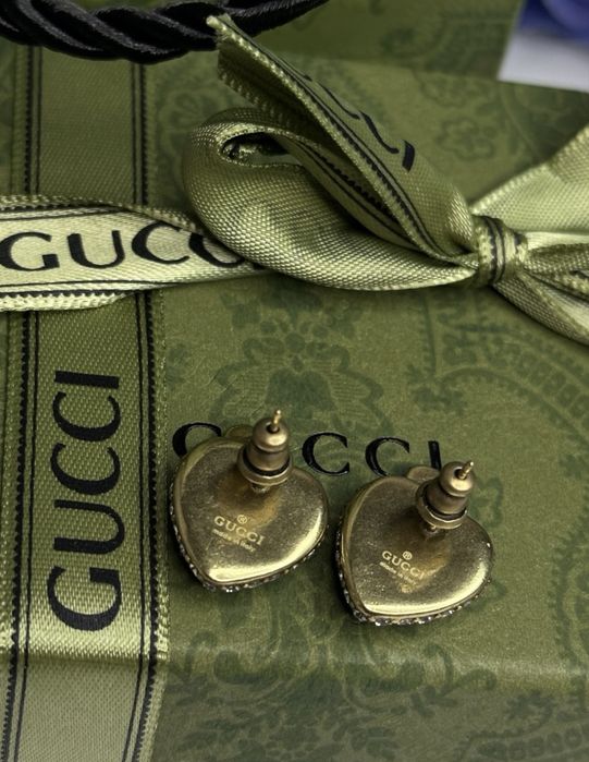 Сережки в стилі gucci в повному фірмовому пакуванні.