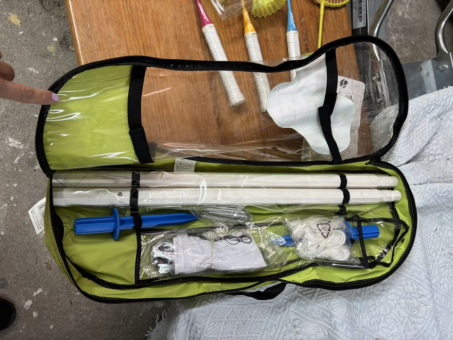 Raquetes com bolsa e penas