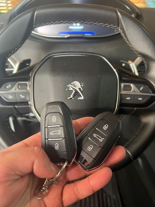 Dojazd .Dorabianie kluczy samochodowych  ,kodowanie  ,Wyceń !