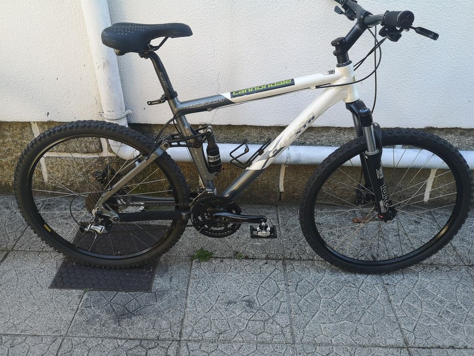 Bicicleta Btt impecável