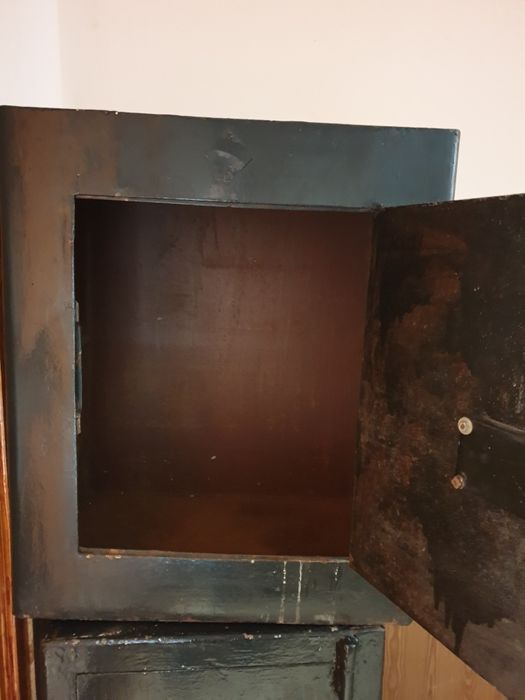 Продам сейфи офісні