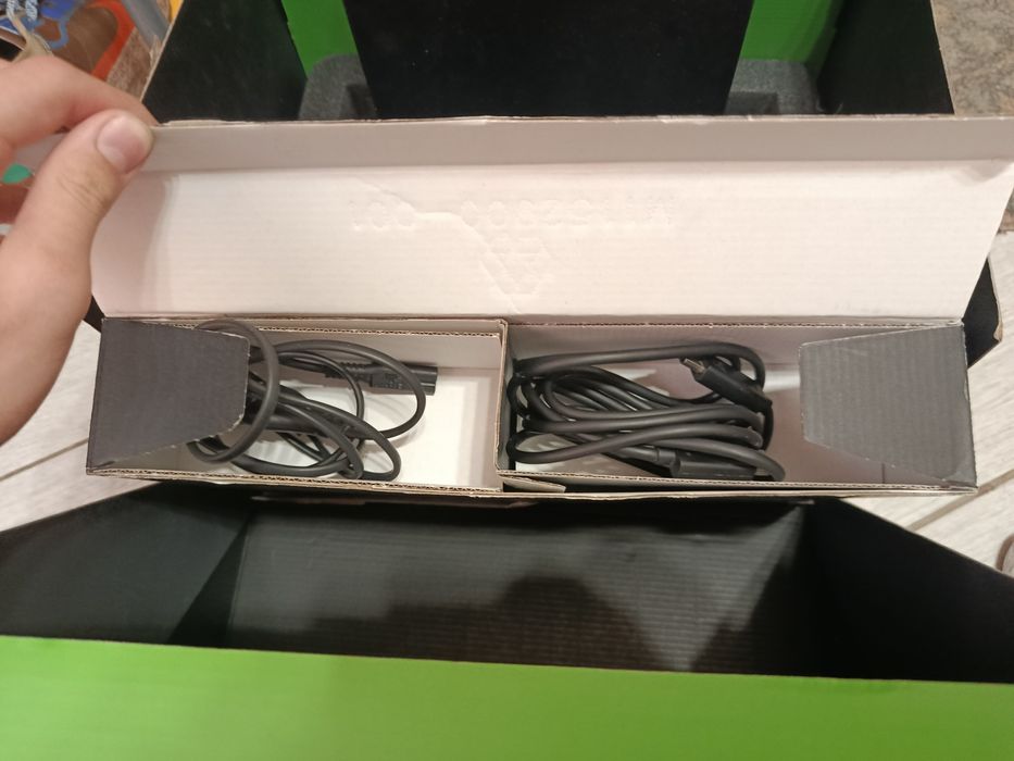 Xbox series x 1TB два джойстика