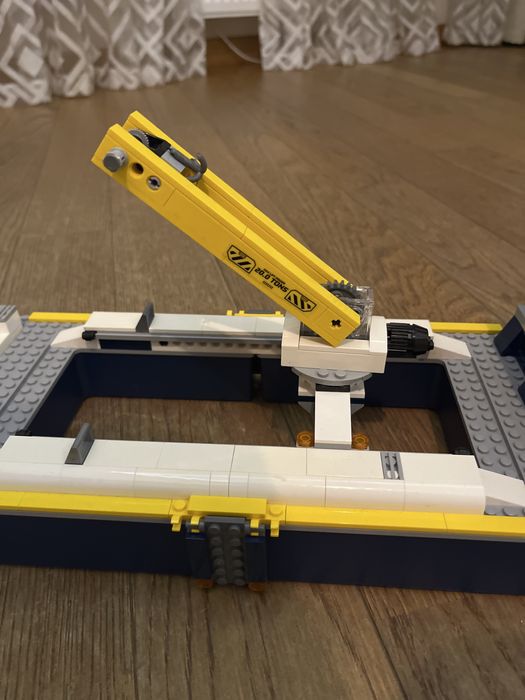 Лего карабаль есть торг