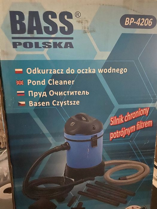 Odkurzacz basenowy.