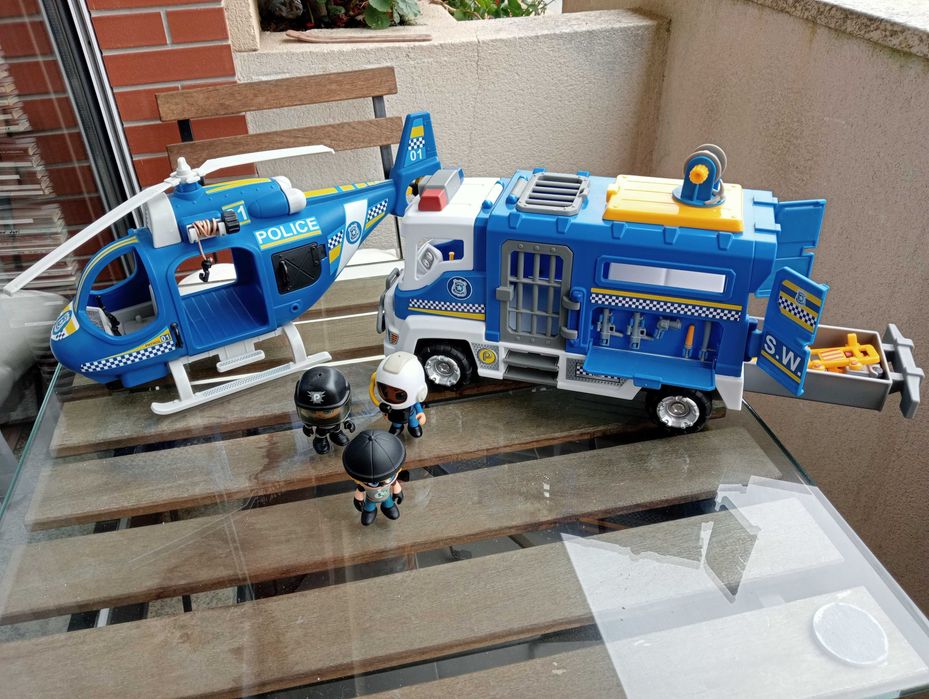 Helicóptero e camião Pinypon