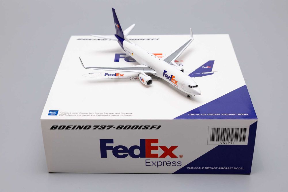 NOWY Samolot Boeing 737 - 800F Fedex 1/200 metalowy JC Wings
