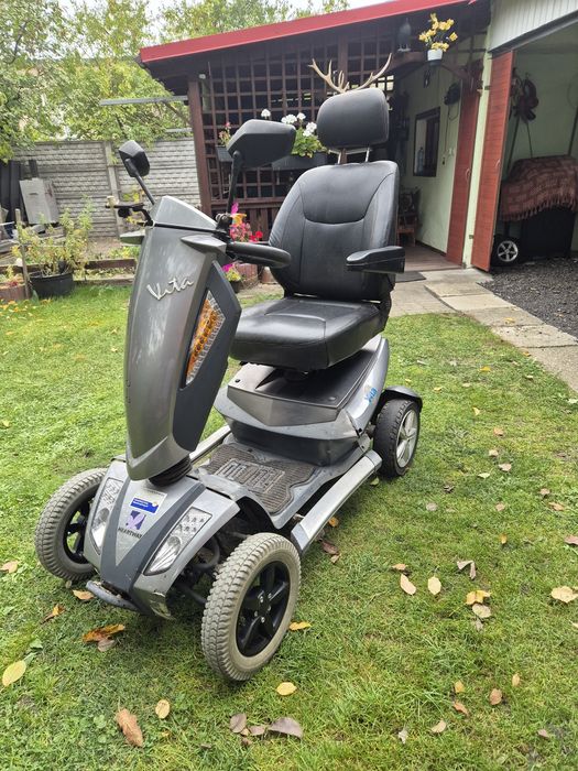 Skuter wózek elektryczny inwalidzki.