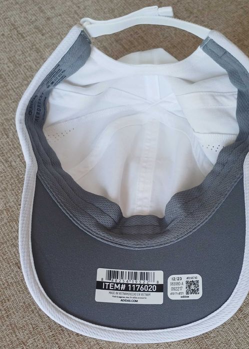 Boné Adidas Aeroneady para mulher