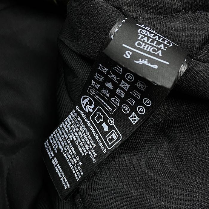 AllSaints — нейлоновий бомбер оверсайз крою