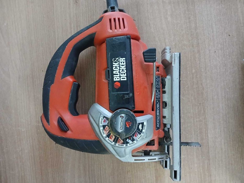 Wyrzynarka Black & Decker KS900S 620W AutoSelect sprawna