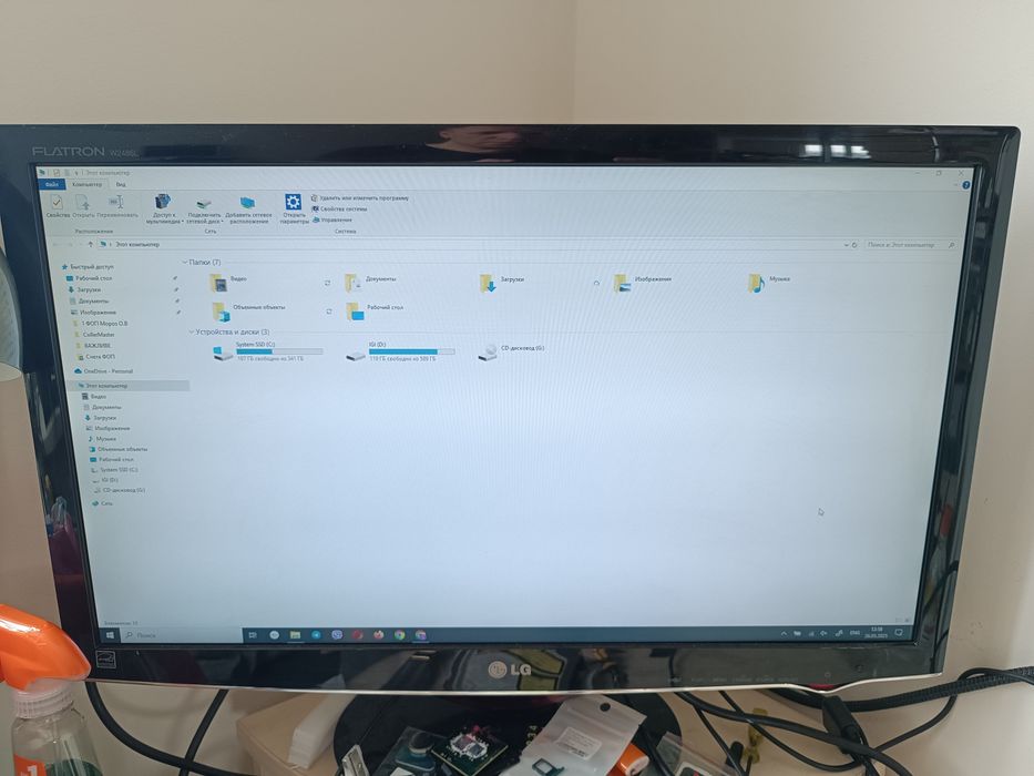 Монітор Samsung  , LG 17-22 дюймів