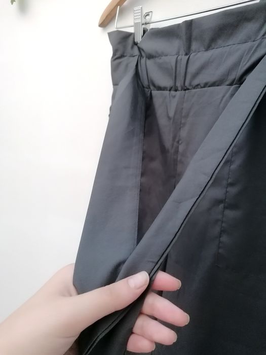 Calças Cinzentas Finas