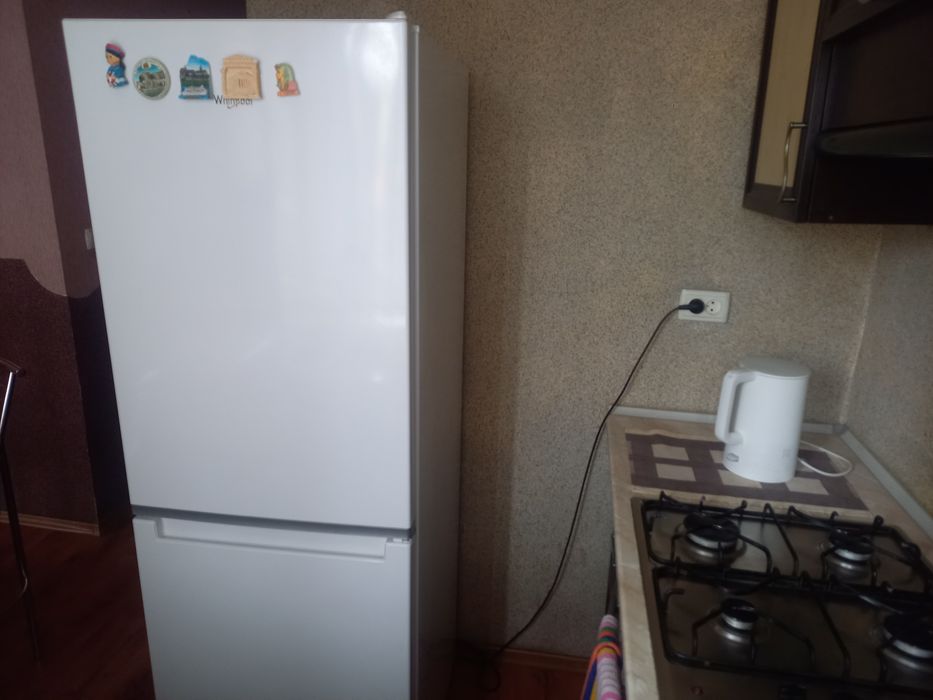 Квартира подобово посуточно.Недалеко озеро.Центр 2к, власник