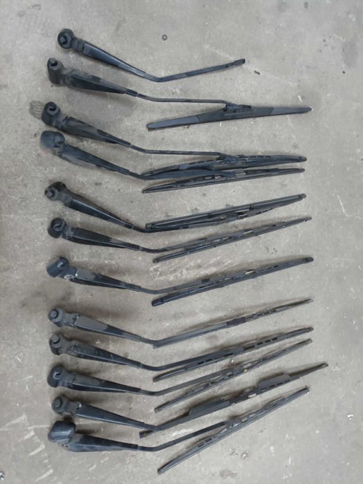 WV T4 Ramię wycieraczki tylnej na klapę cena za sztukę