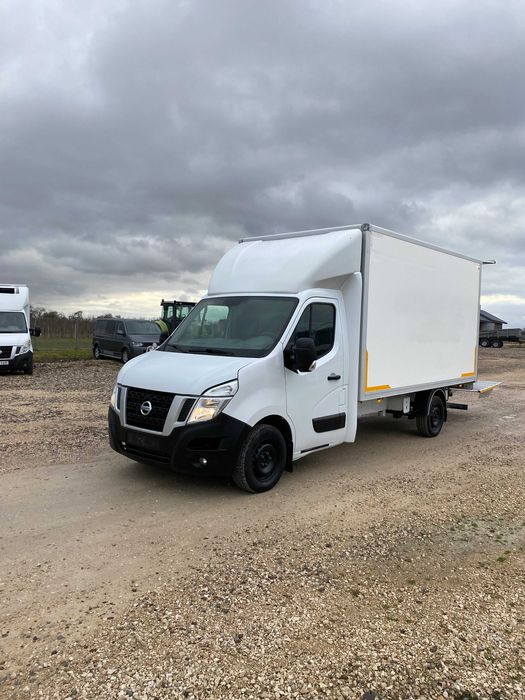 Nissan NV 400 rok 2016