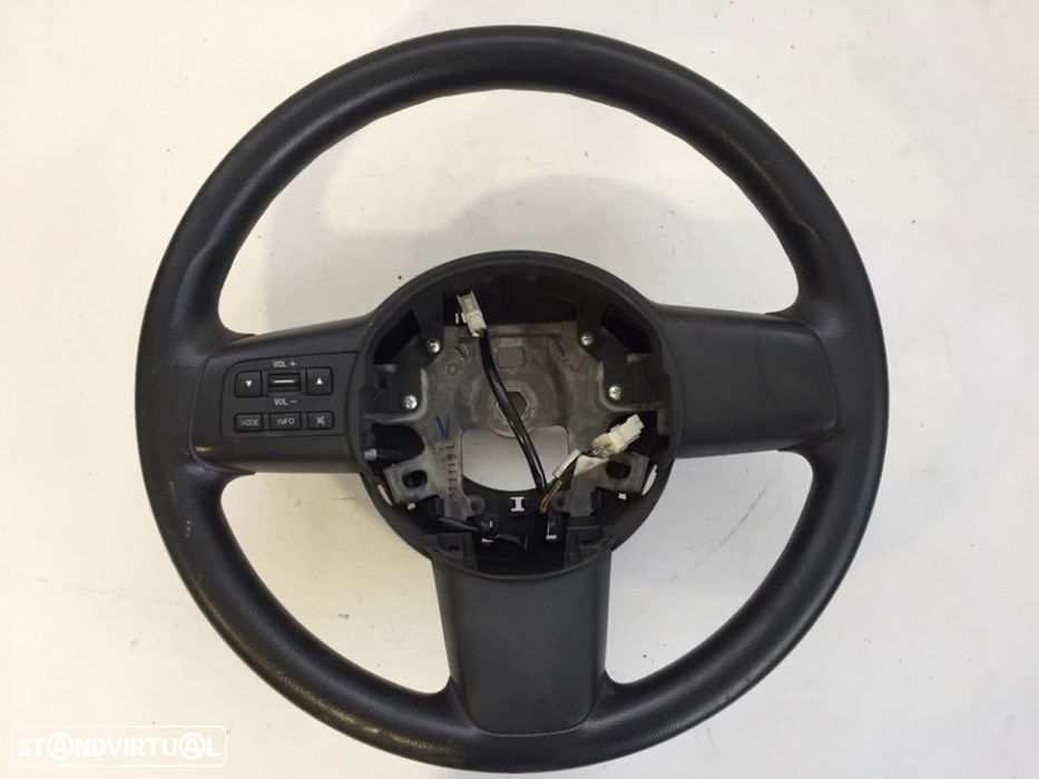 volante para Mazda 2