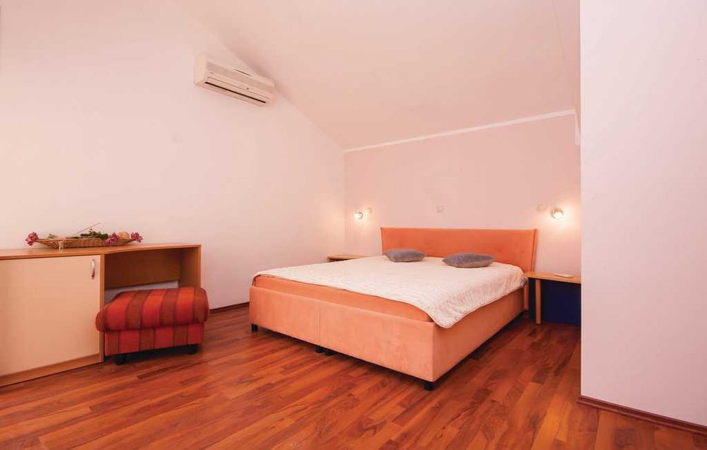 Wakacje, Chorwacja, Vodice, dom dla 10 osób z basenem