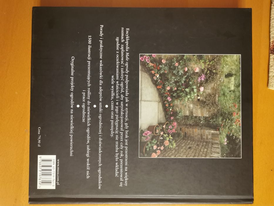 Małe ogrody. Encyklopedia. Sue Phillips