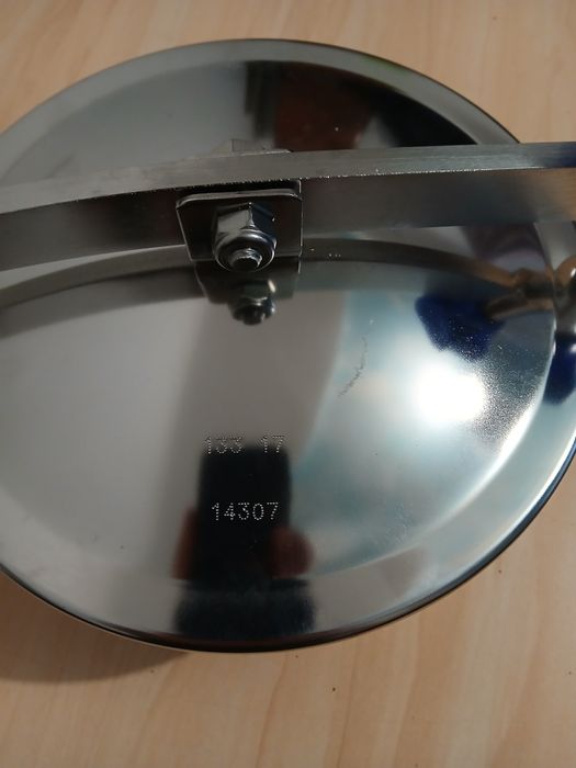 Люк з нержавіючої сталі 200