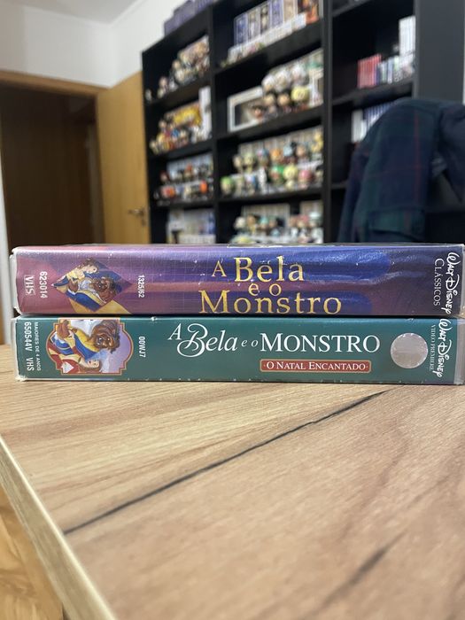 Conjunto vhs bela e monstro