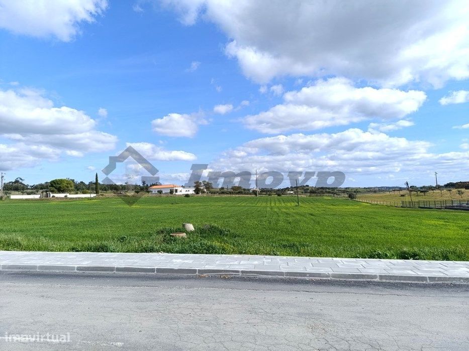 Terreno na Vila de Castro Verde em Zona de Atividades Económicas