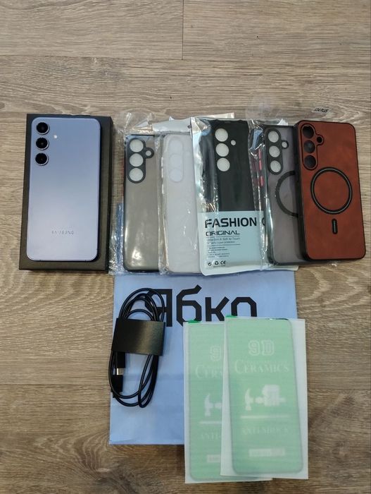 Samsung s24+ , s 24 plus 12/512