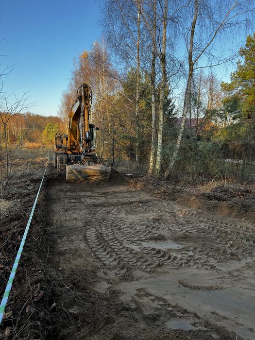 Utwardzanie terenu kruszywem/Usługi koparka