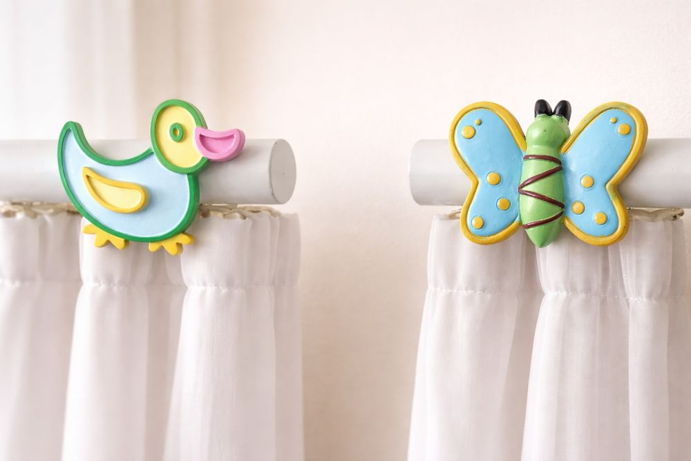 Ozdoby do karnisza dziecięcego