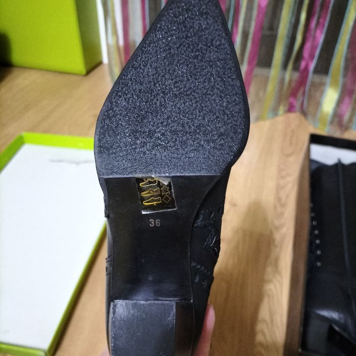 Botas de pele Novas a estrear Foreva tam. 37 caixa de origem