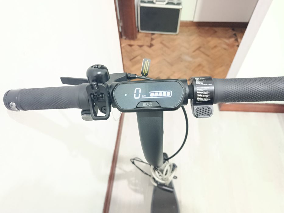 Trotinete Elétrica SEGWAY NINEBOT E2E II