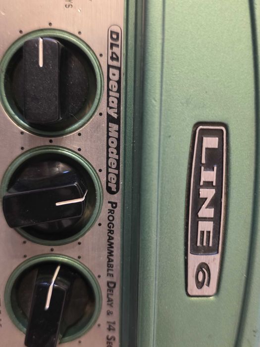 Line6 DL4 Delay Modeler