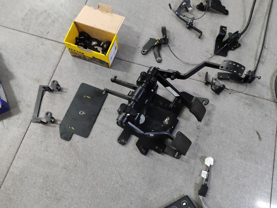 Kit Pedais para Carros AutoEscola