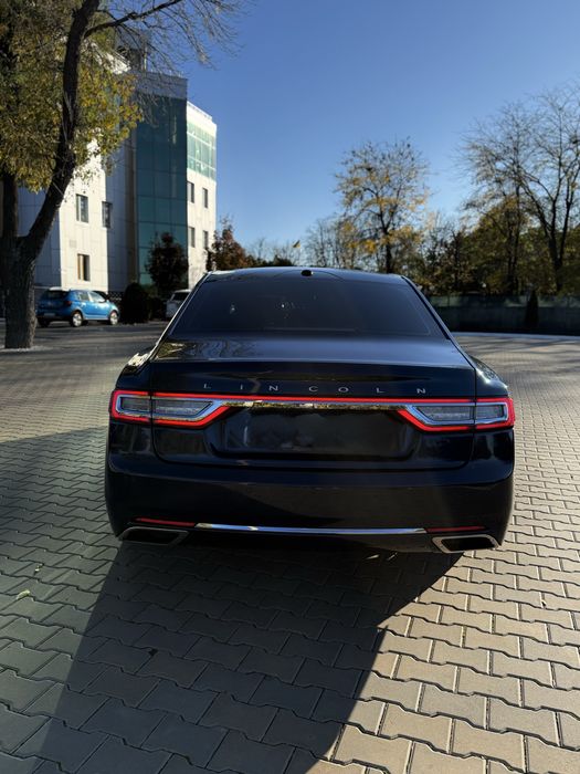 Lincoln Continental