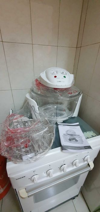 Forno de convecção halogéneo novo