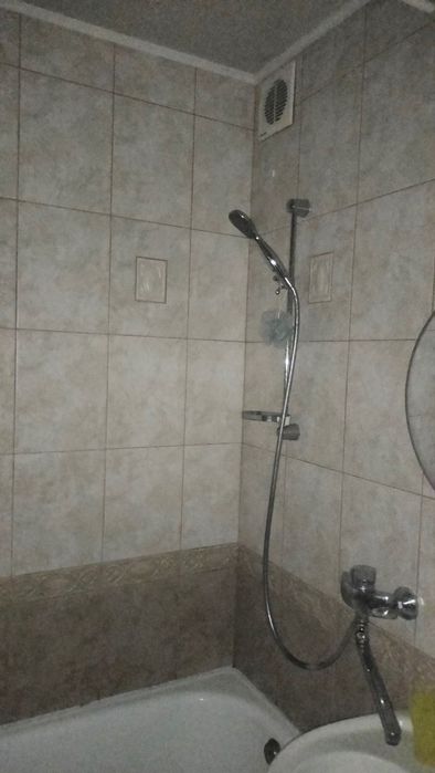 ТЕРМІНОВО! 2-кімнатна квартира з ремонтом + меблі.