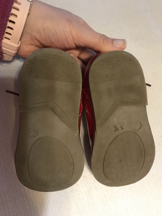 Черевички святкові червоні та сріблясті