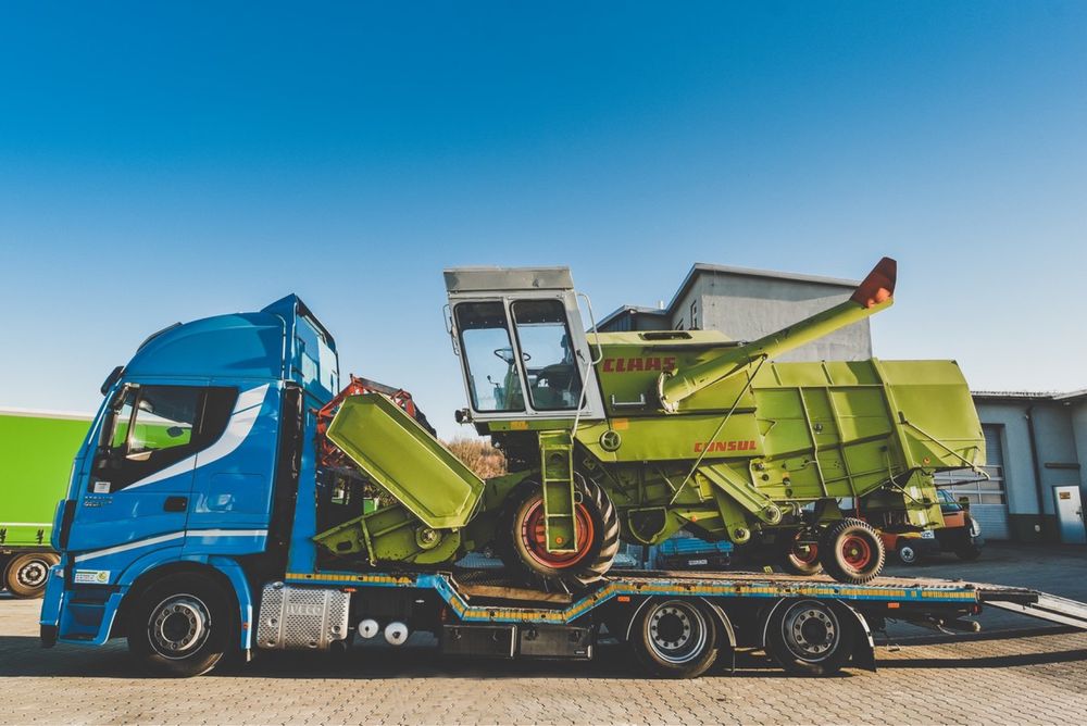 Transport niskopodwoziowy maszyn rolniczych i budowlanych