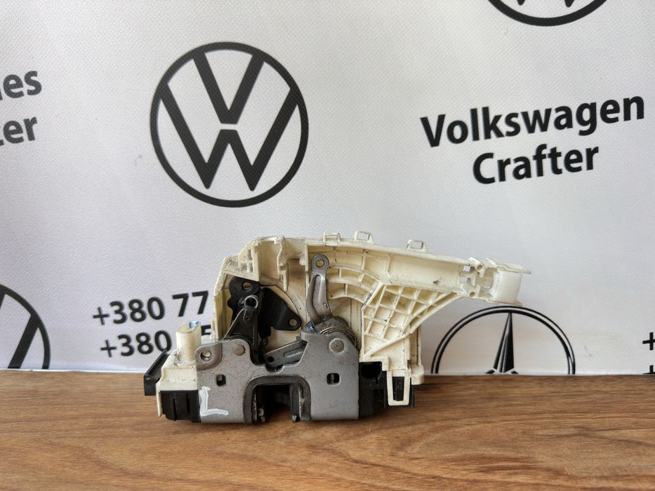 Замок дверей Крафтер Спринтер бокової дверки, задніх дверей, передніх