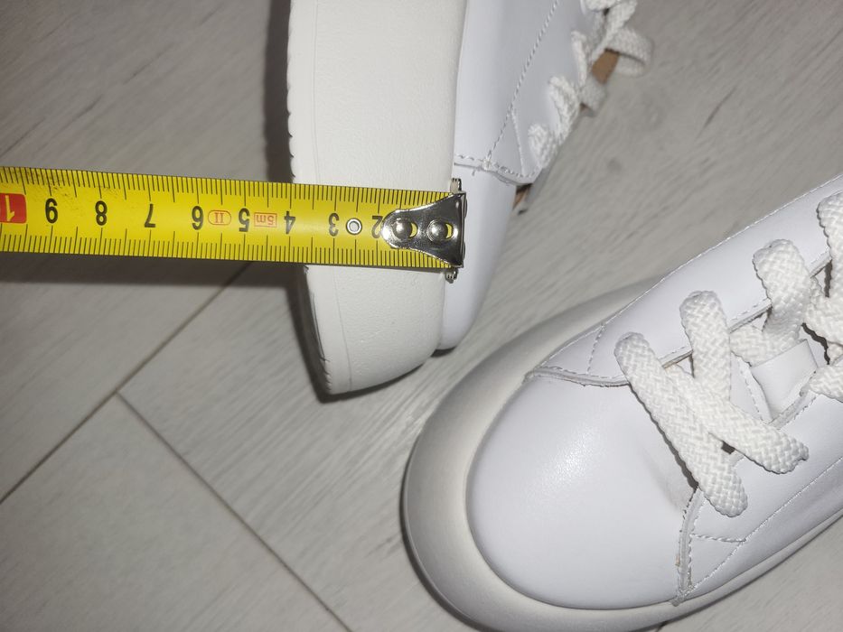 Кросівки натуральна шкіра