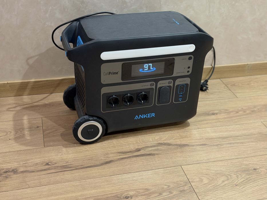 Зарядна станція ANKER SOLIX F2000 - 2048Wh (767 Powerhouse)