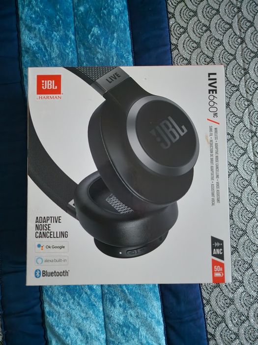 Auscultadores Bluetooth JBL Live 660NC c/ ANC - Como Novos na Caixa Completa